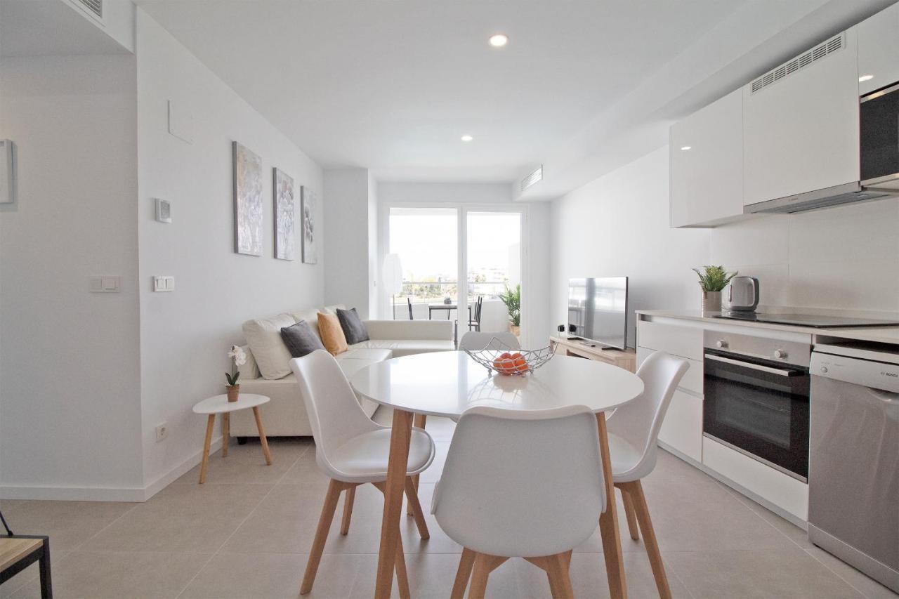 Global Properties, Apartamento Con Terraza Y Vistas A La Piscina En Gran Canet Canet d'En Berenguer Exterior foto